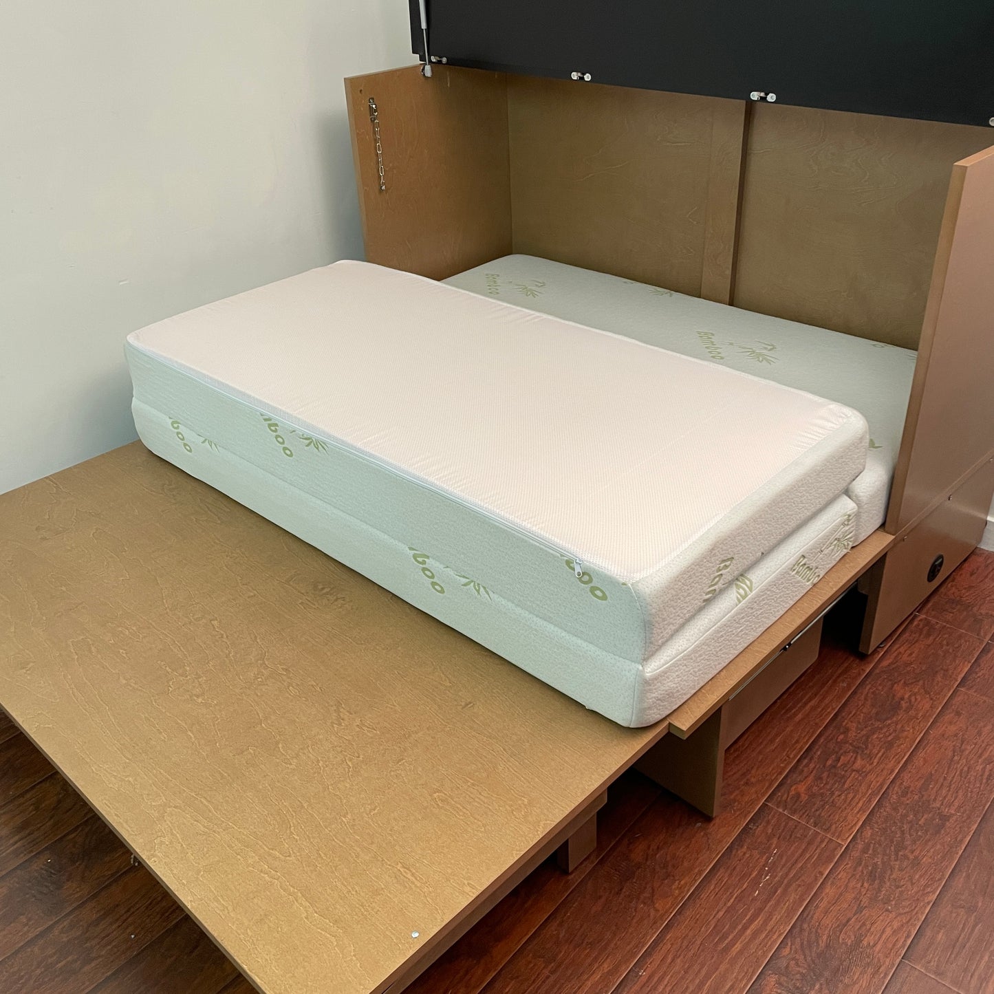 Murphy Queen Bed/Desk - CabinetBed