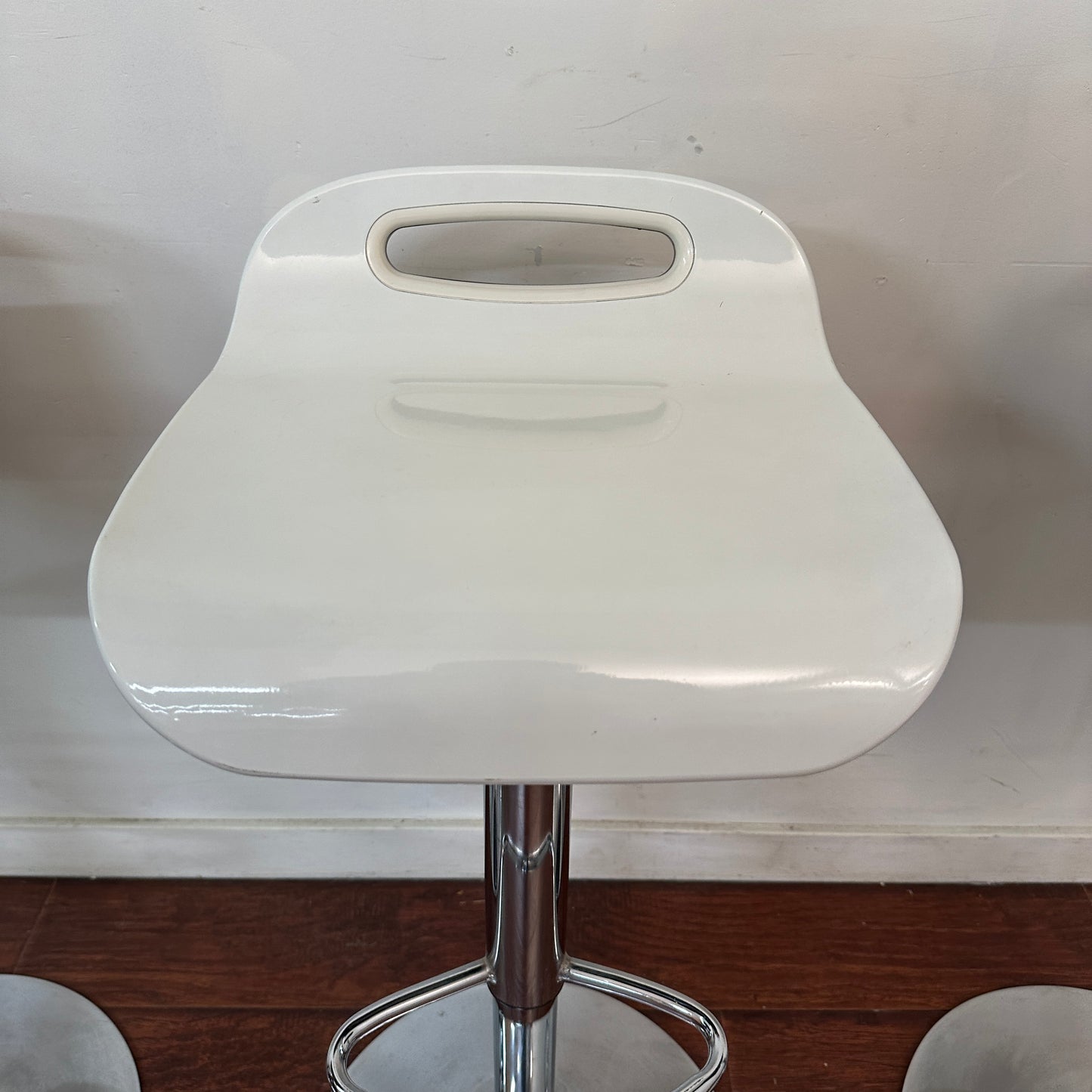 White Swivel Adjustable HeightCounter Stool (set of 3)