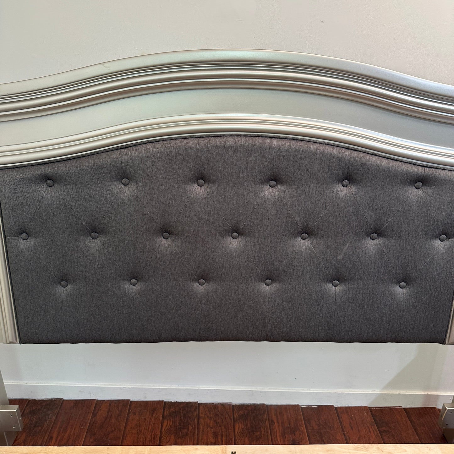 Coralayne Panel Bed - King