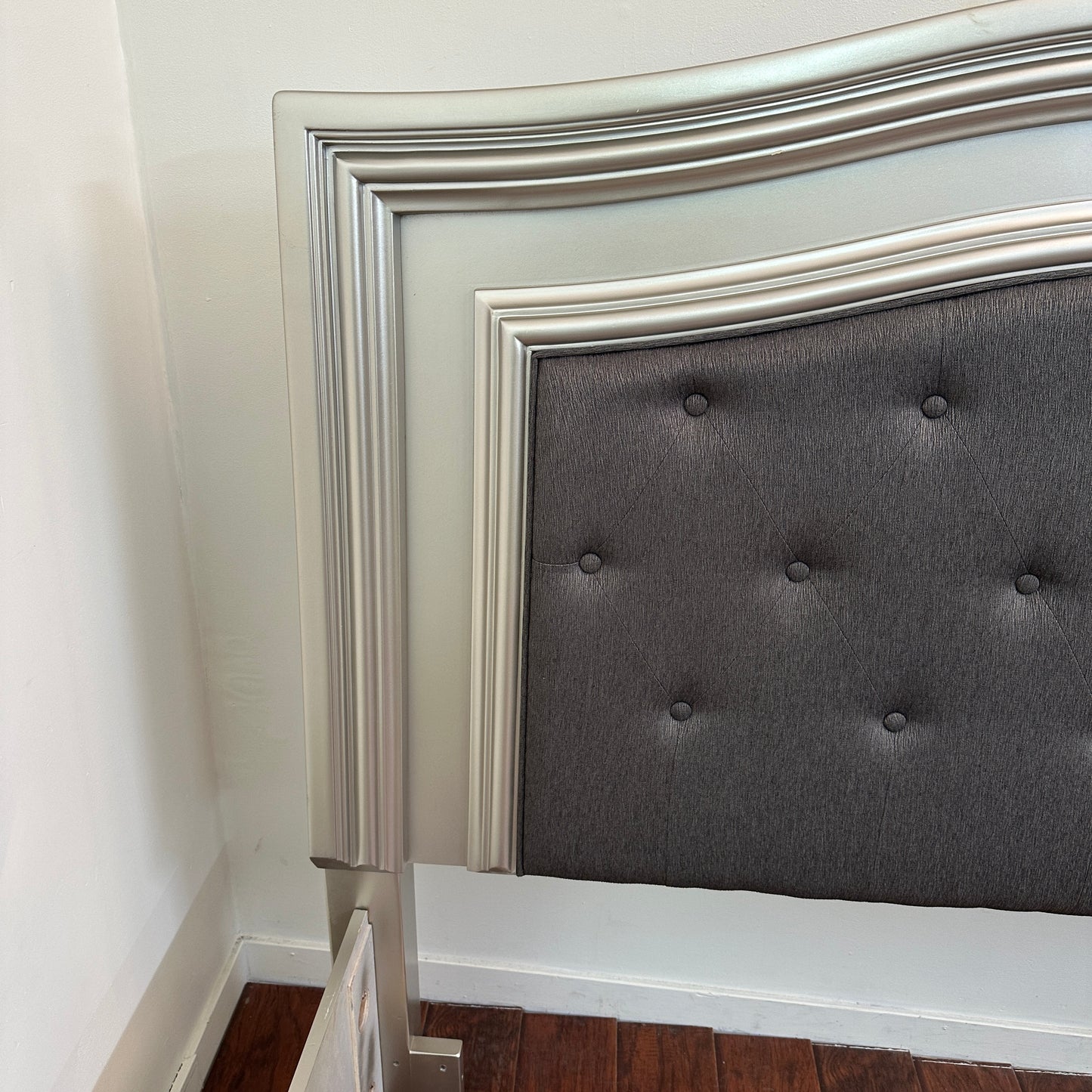 Coralayne Panel Bed - King