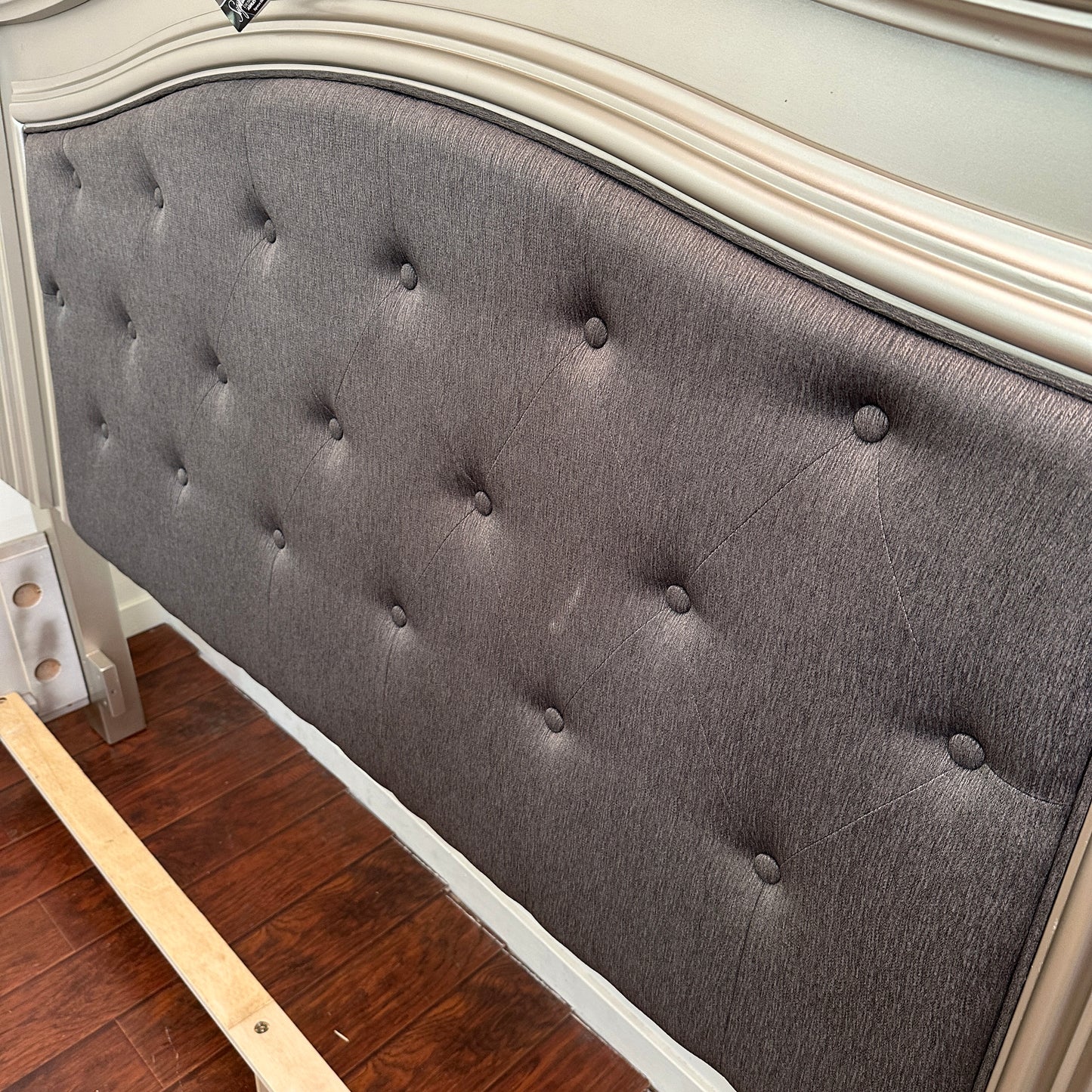 Coralayne Panel Bed - King
