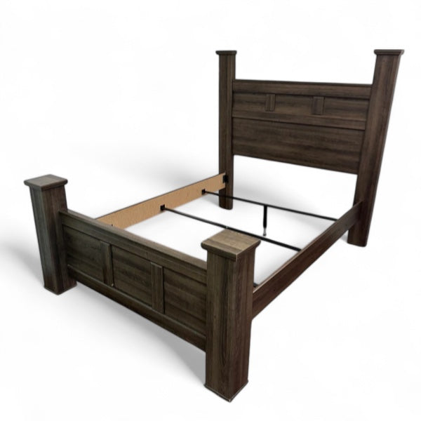 Juararo Poster Bed - Queen