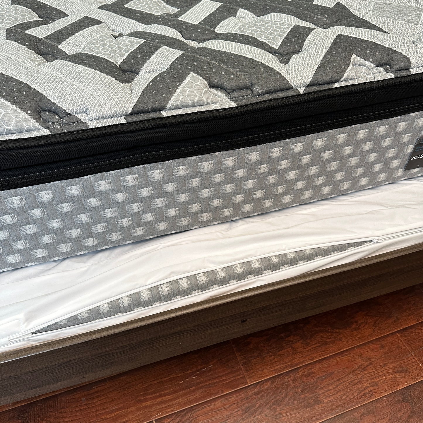 Beautyrest GL6 Pillowtop Queen Mattress