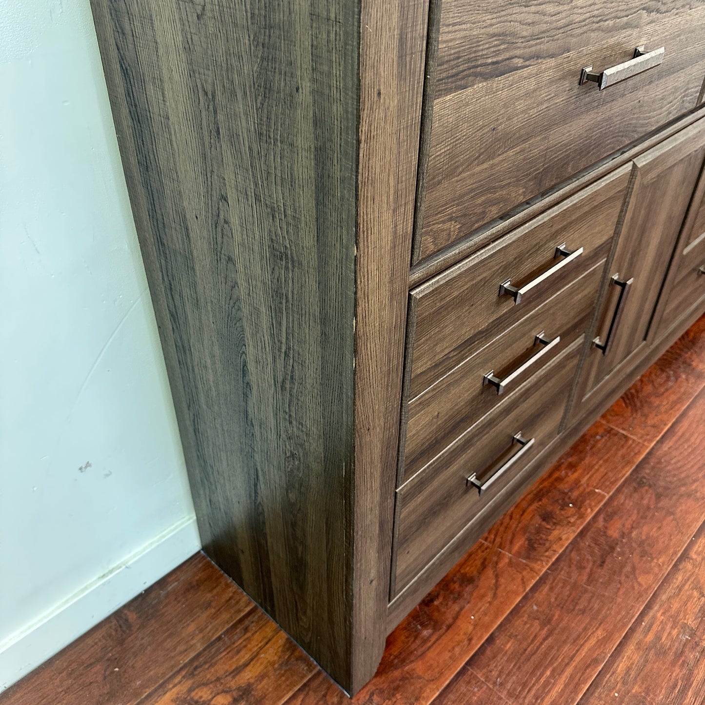 Juararo Dresser - Storage and 6 Drawers