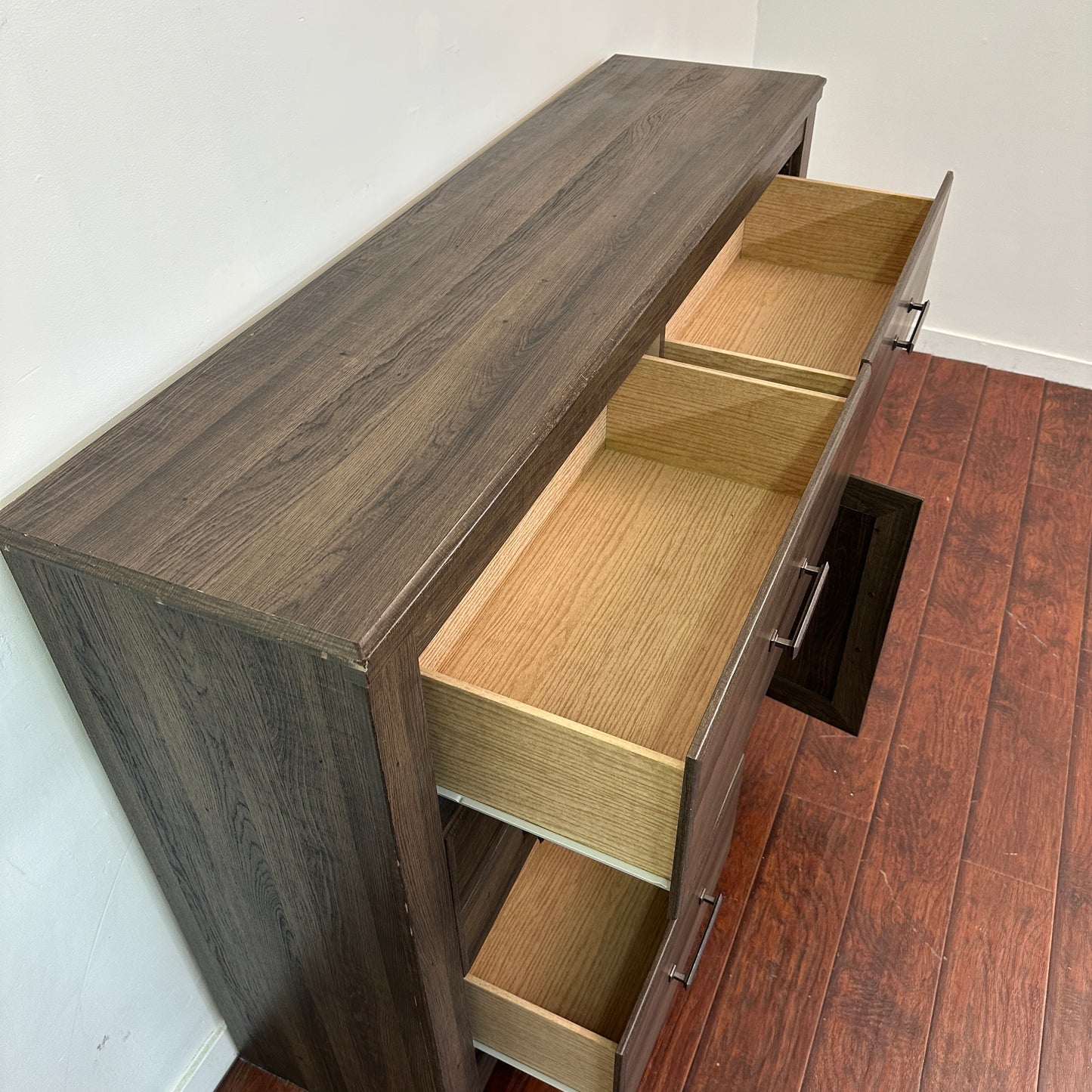 Juararo Dresser - Storage and 6 Drawers