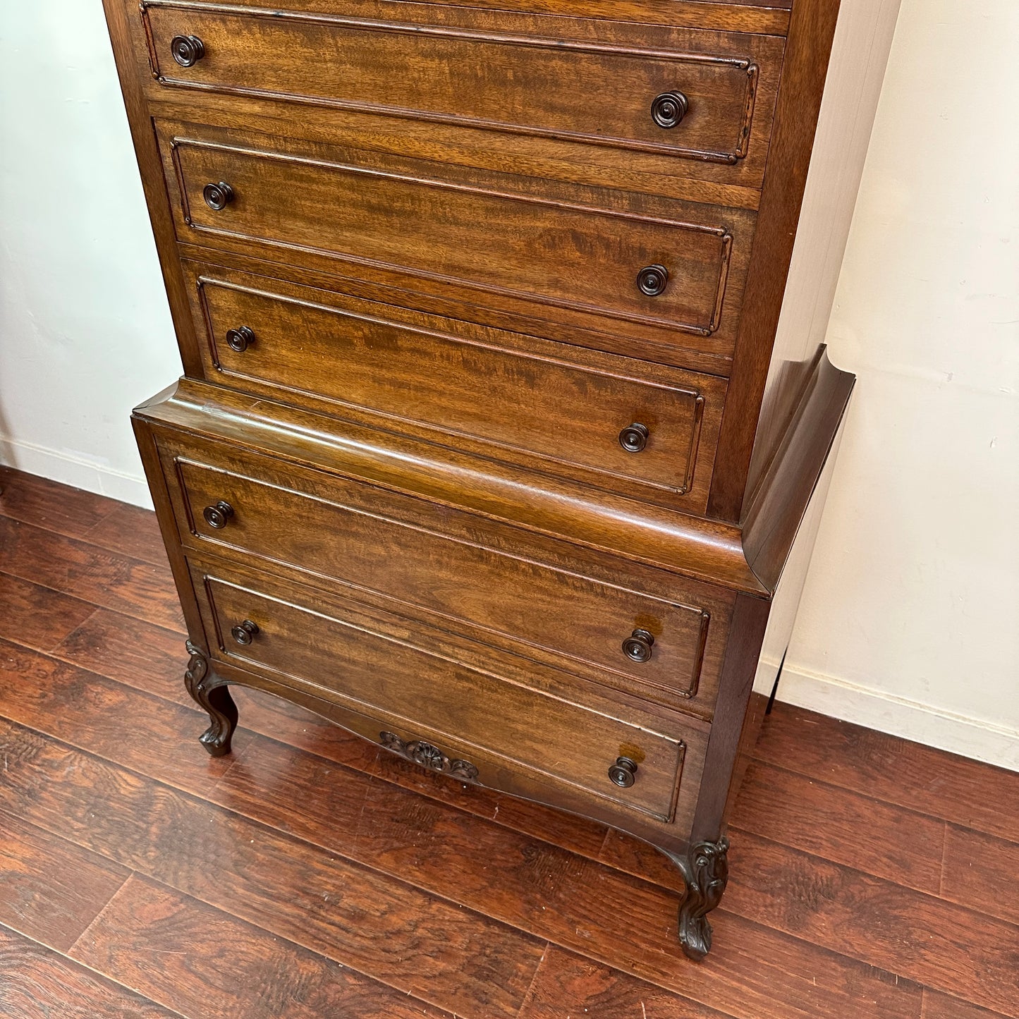 Antique Mahogany 8 Drawers Dresser