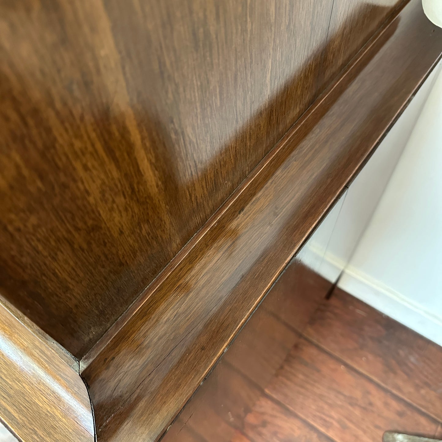 Antique Mahogany 8 Drawers Dresser