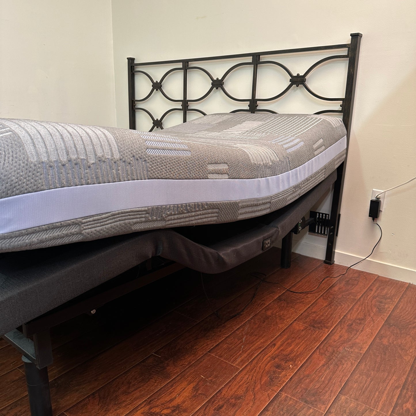 Adjustable King Bed Base Head & Foot with Mattress