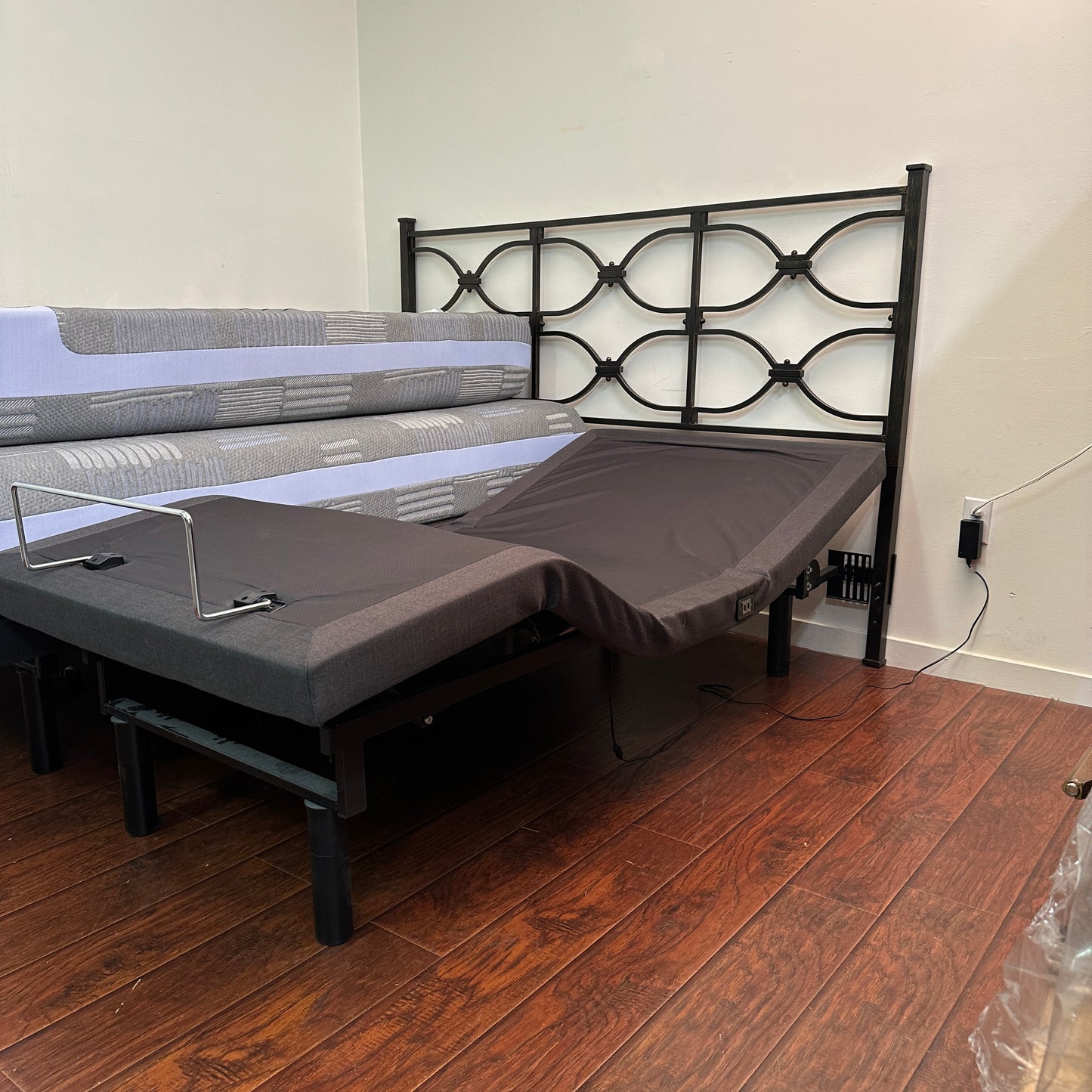 Adjustable King Bed Base Head & Foot with Mattress