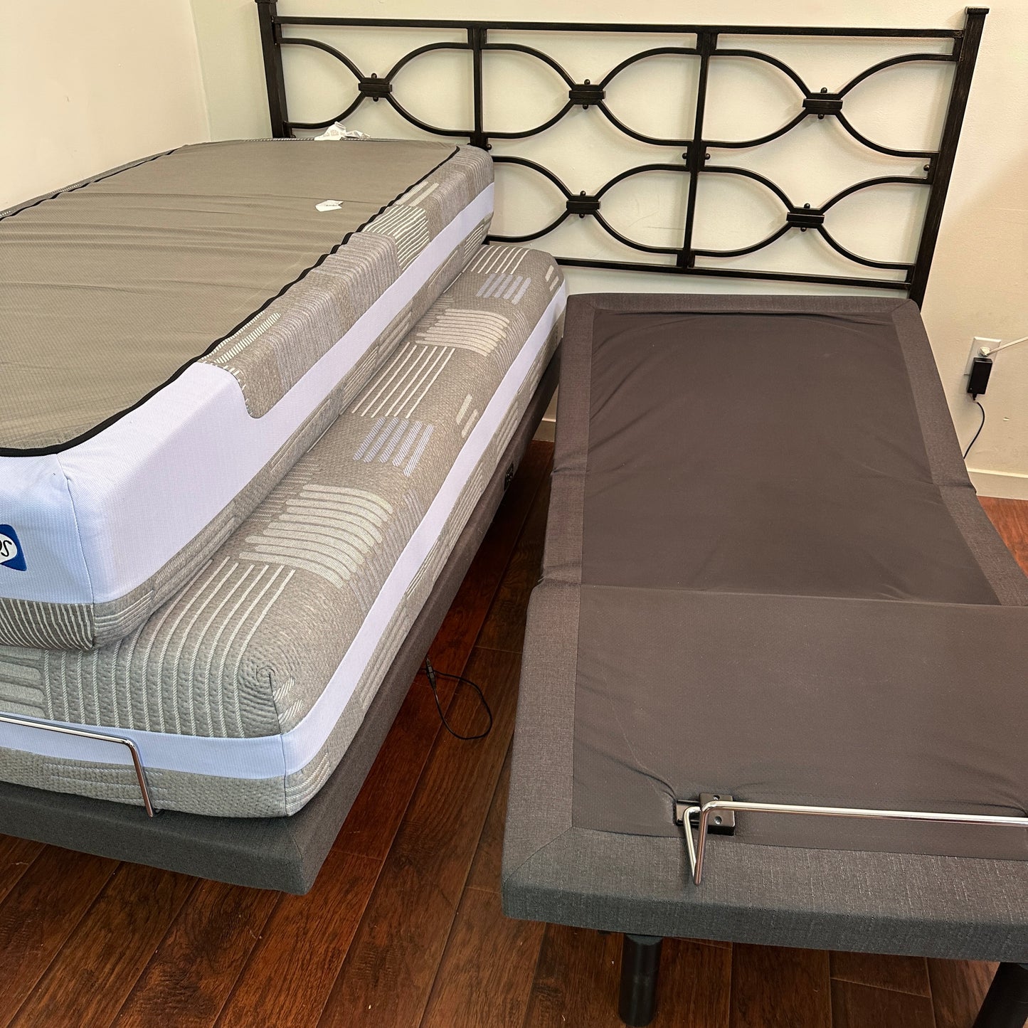 Adjustable King Bed Base Head & Foot with Mattress