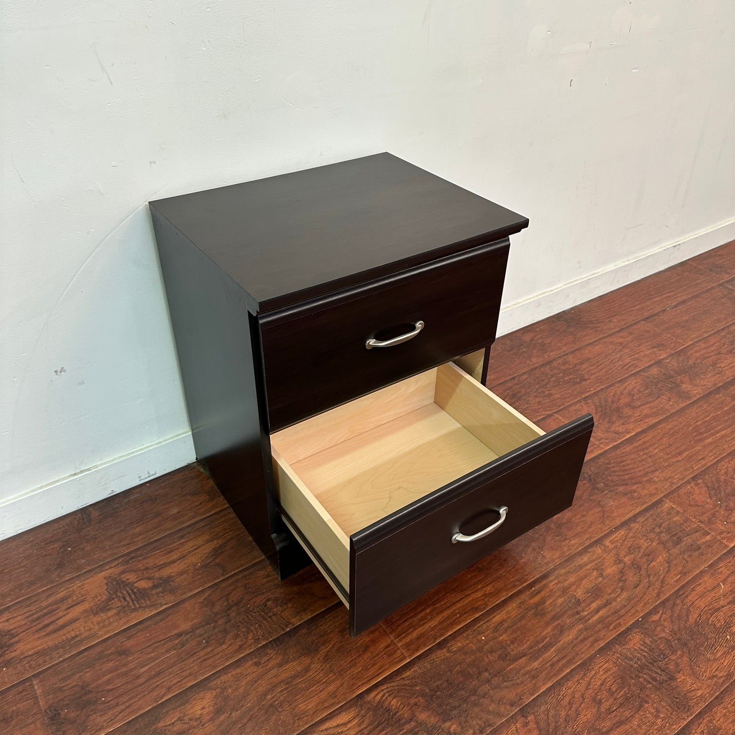 2 Drawers Nightstand