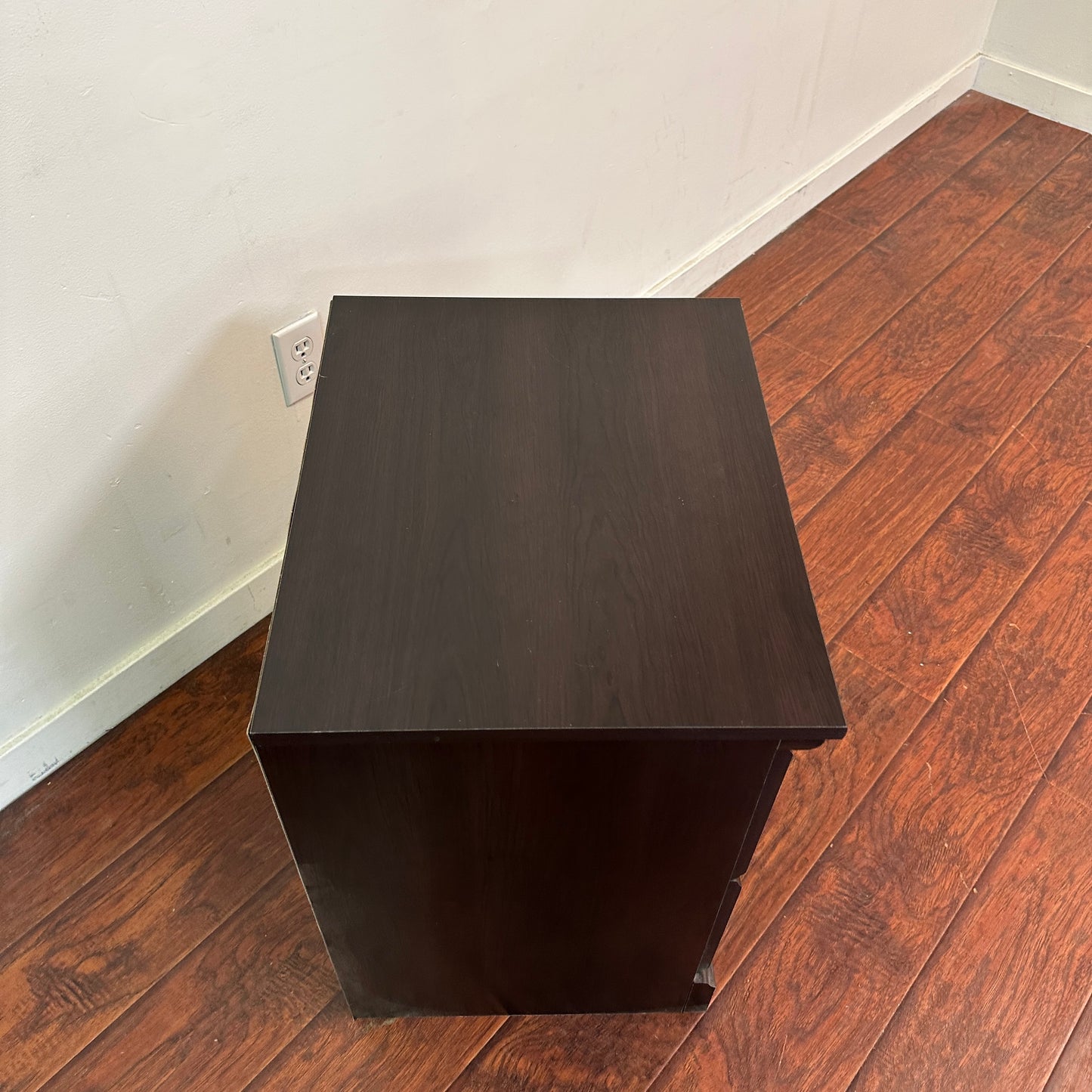 2 Drawers Nightstand