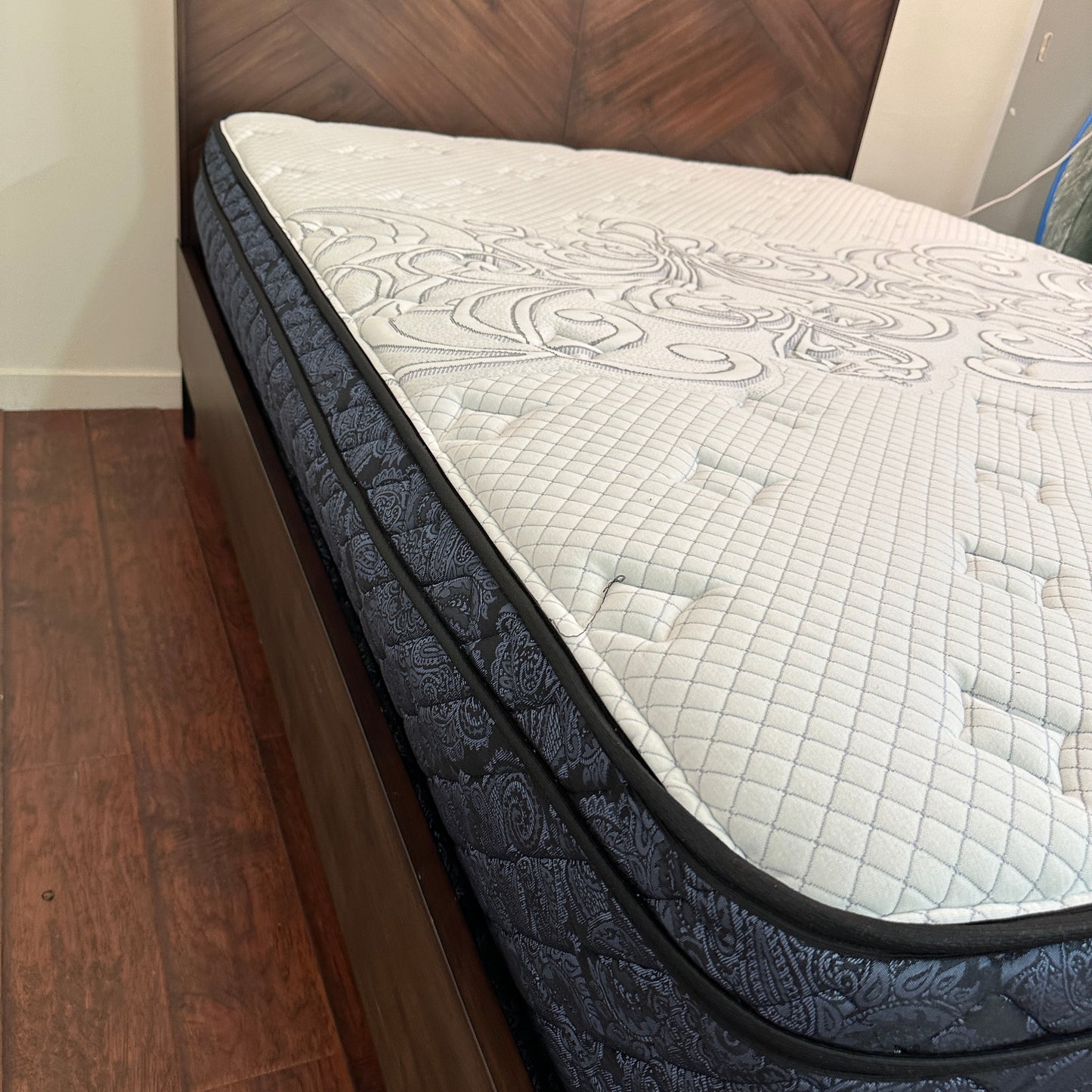 The Brick Queen Size Mattress