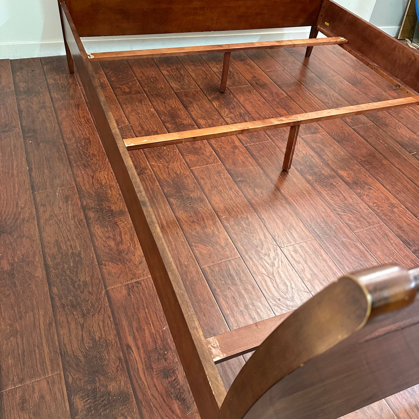 Mid-Century Style Queen Size Bed