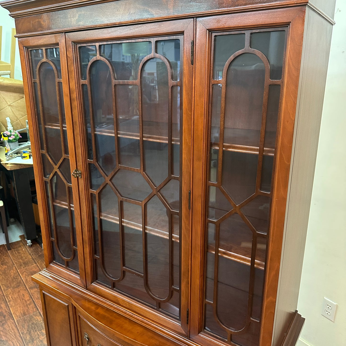 1960s Vintage Mahoganny Display Cabinet