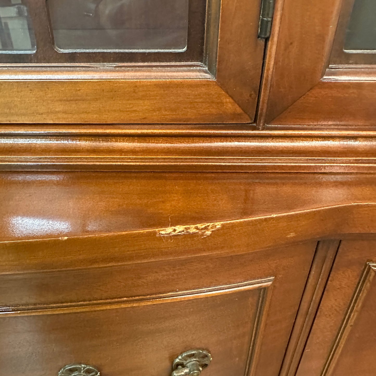 1960s Vintage Mahoganny Display Cabinet