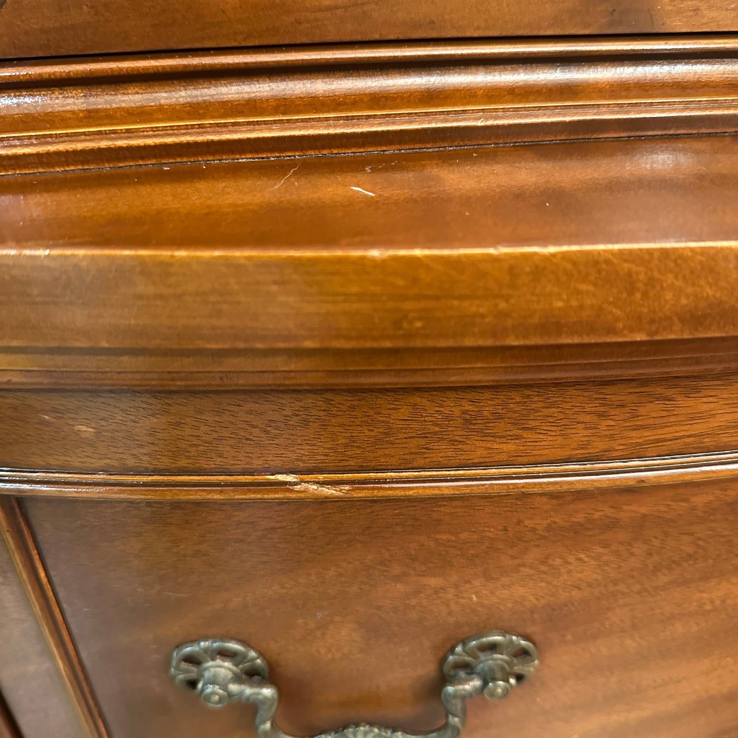 1960s Vintage Mahoganny Display Cabinet
