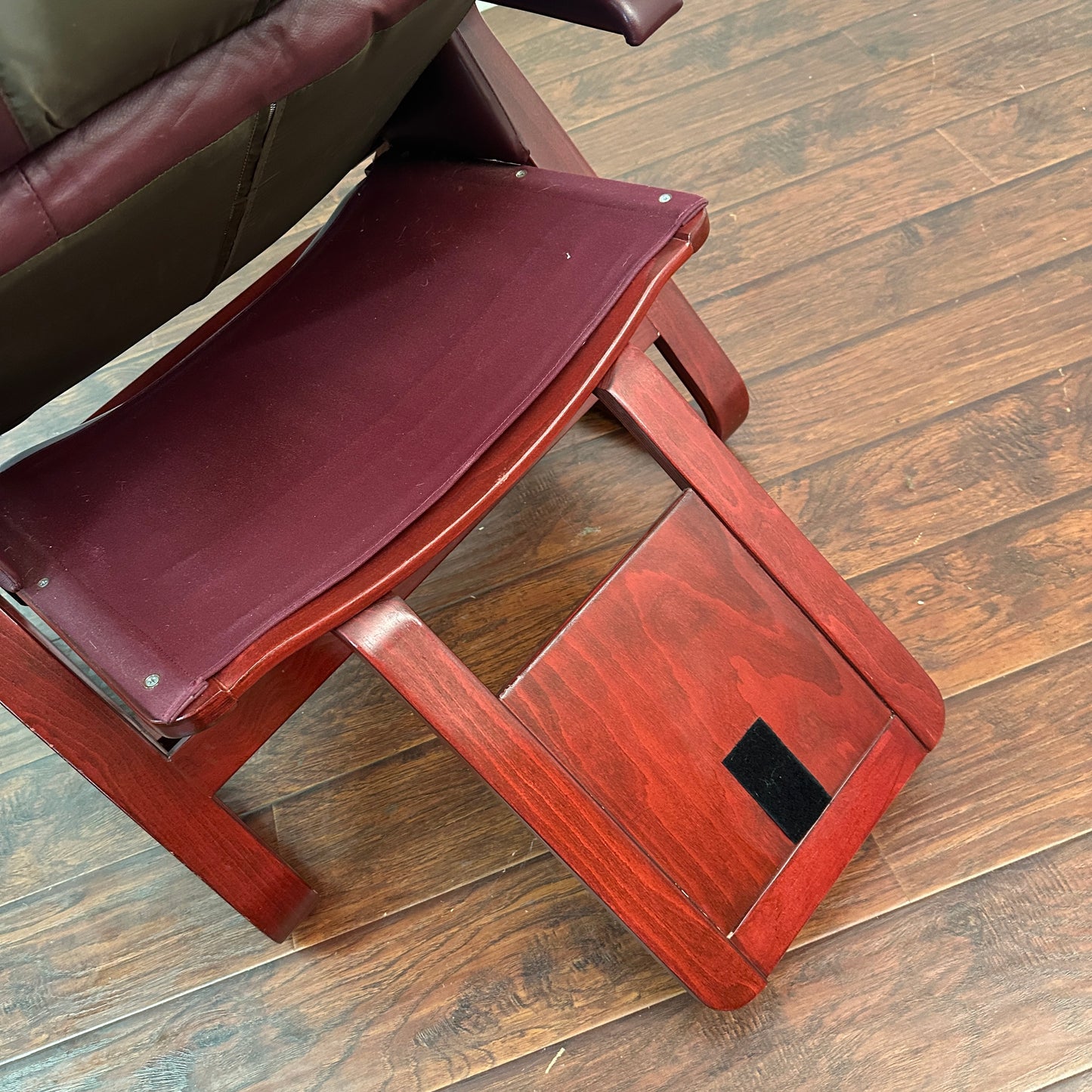 Backsaver Zero Gravity Leather Chair