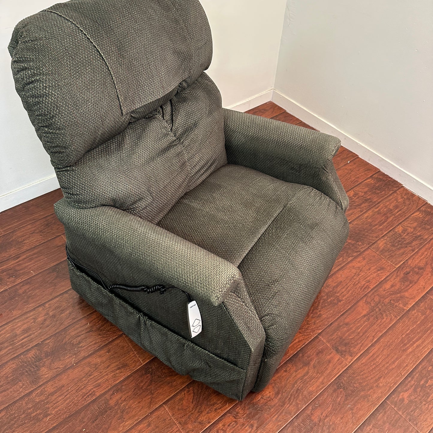 Pride Green Lift Chair