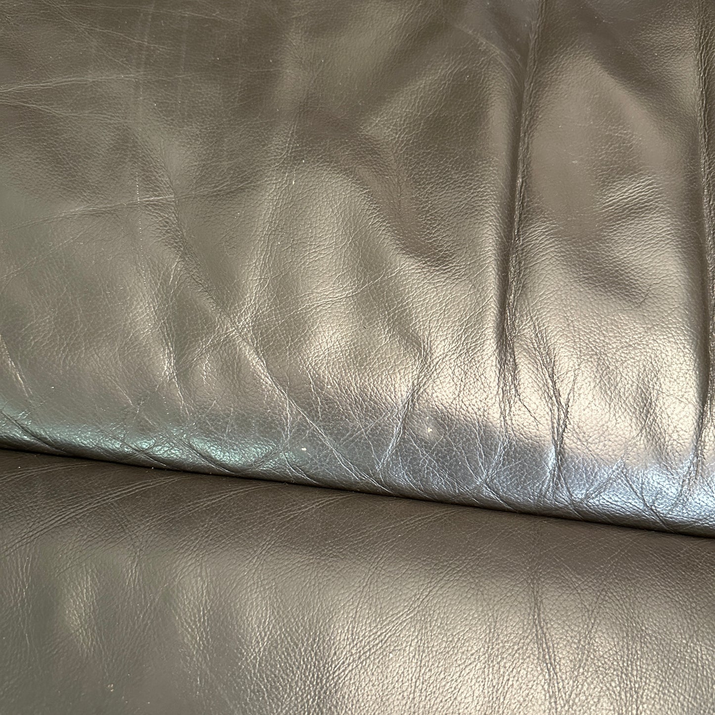 Gilman Creek 5-piece Leather Power Reclining Sectional