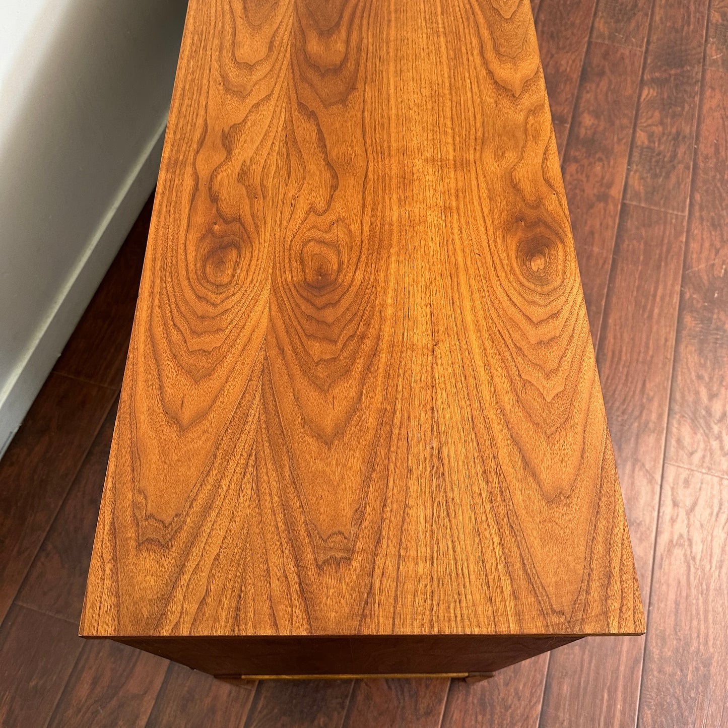 Walnut Mid-Century 9 Drawers Dresser by Kaufman