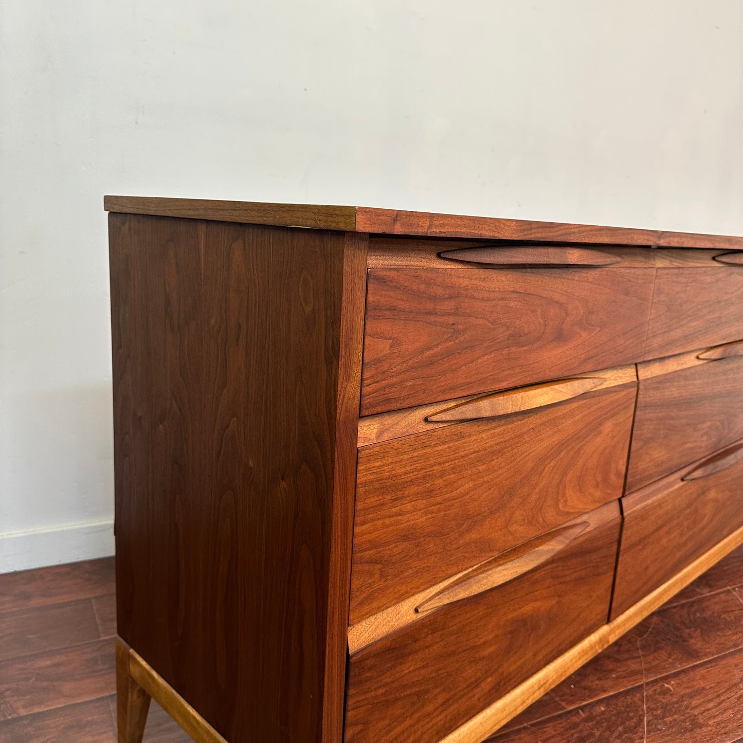 Walnut Mid-Century 9 Drawers Dresser by Kaufman