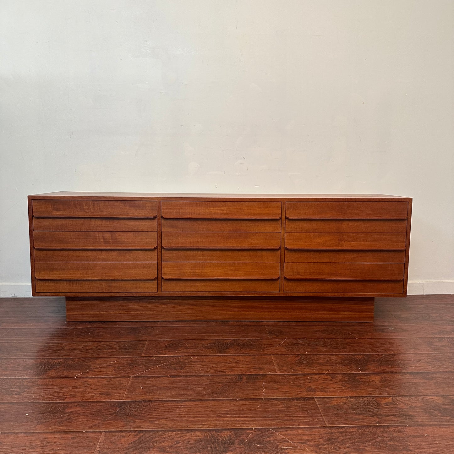 Scandinavian 9 Drawers Mid-Century Teak Dresser