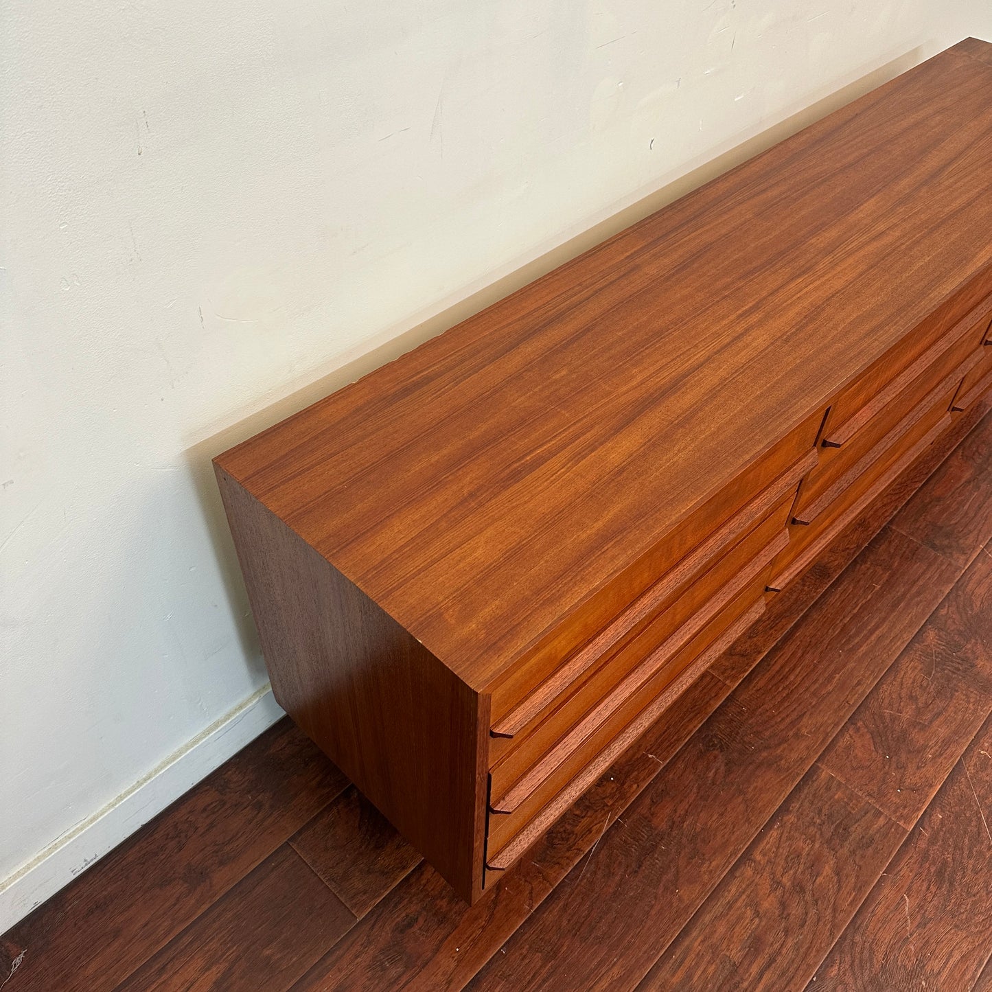 Scandinavian 9 Drawers Mid-Century Teak Dresser