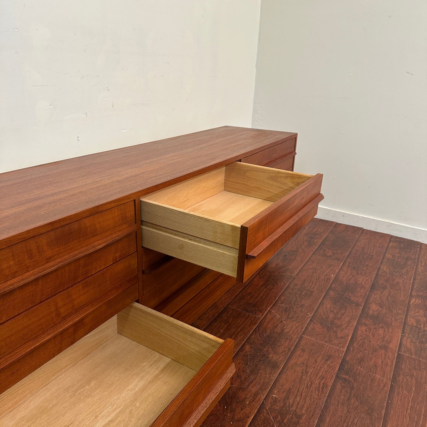 Scandinavian 9 Drawers Mid-Century Teak Dresser