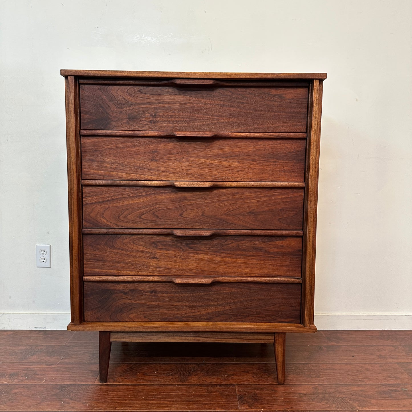 Walnut Mid-Century Five Drawers Highboy Dresser