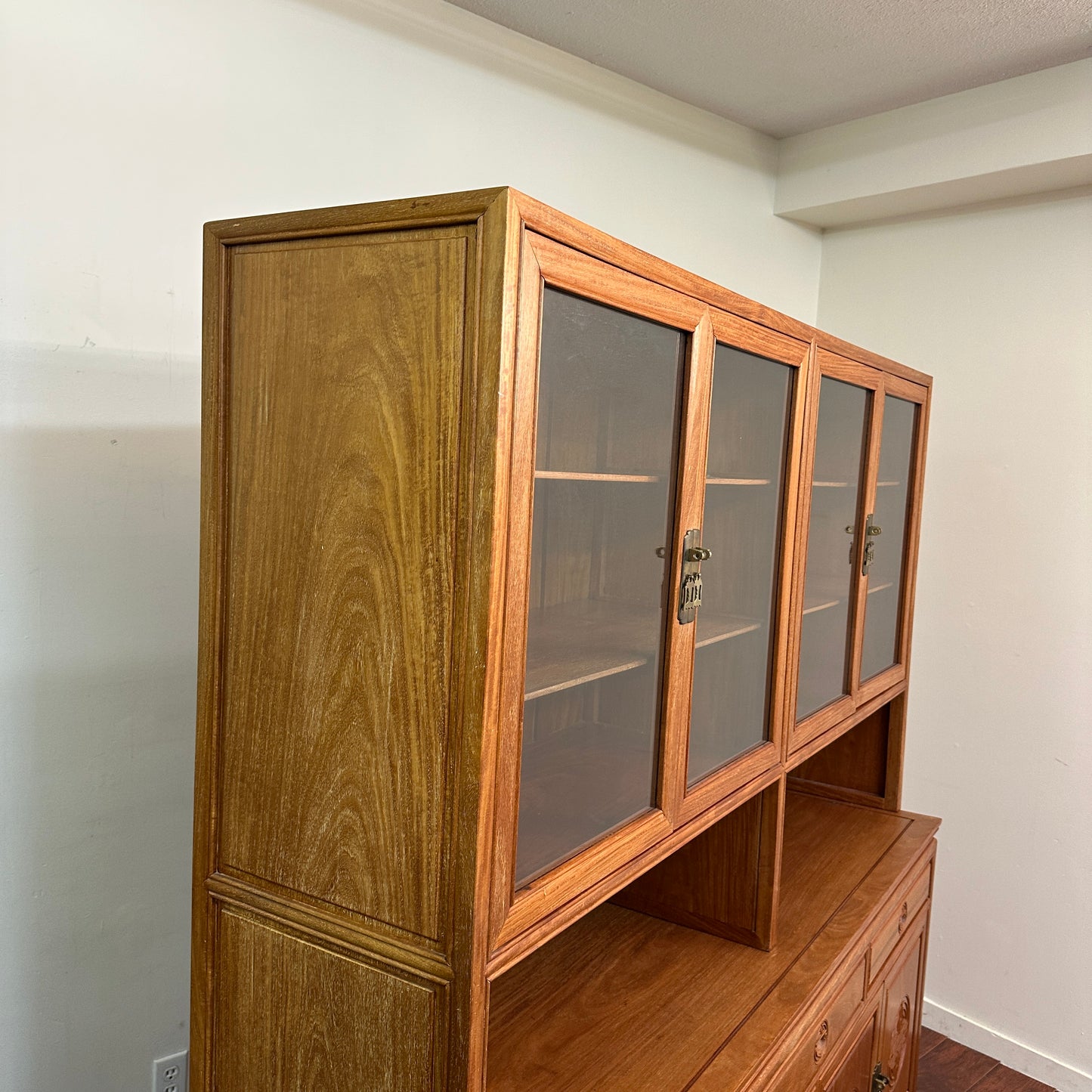 Oriental Ming Asian Rosewood Display Cabinet