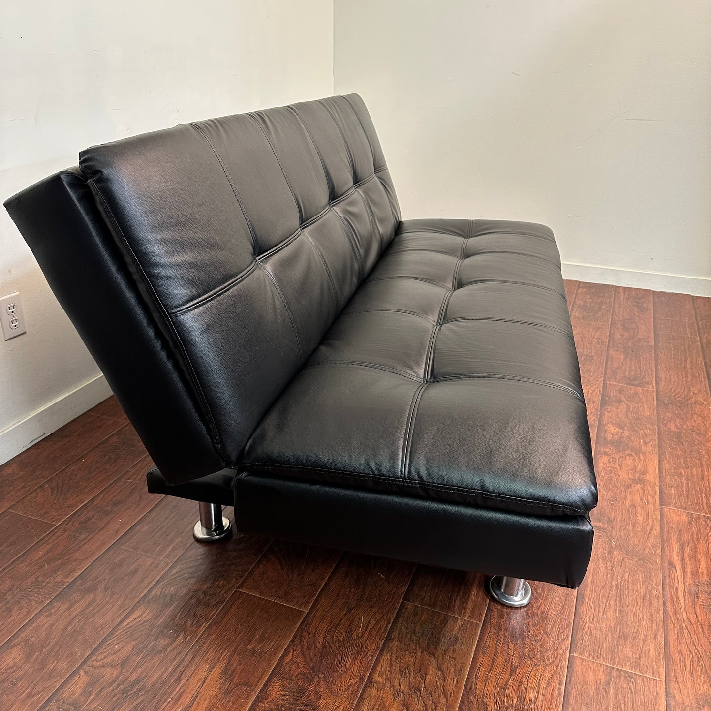 Click and Clack Black Futon Bed