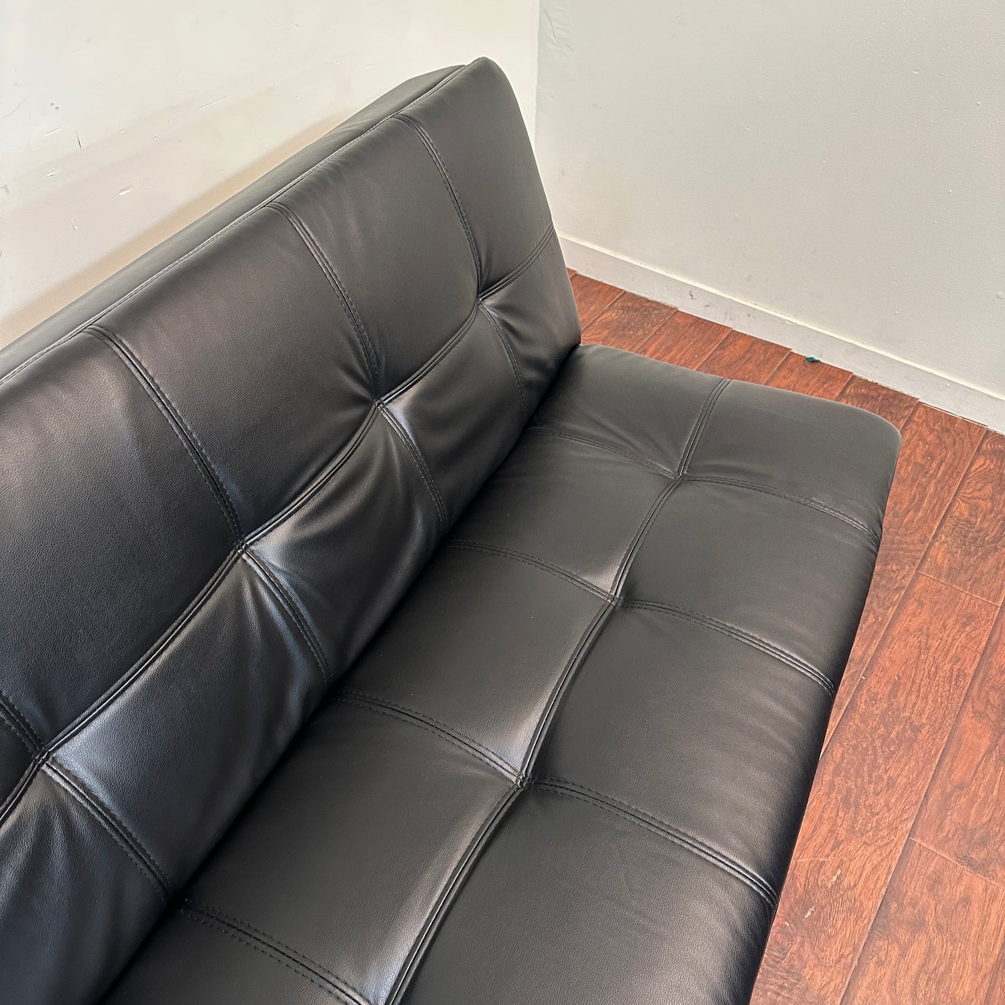 Click and Clack Black Futon Bed