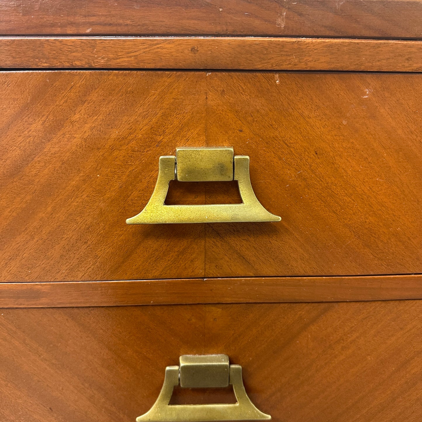 Vintage 4 Drawers Dresser