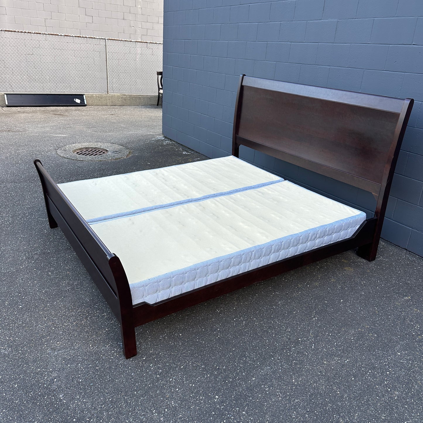 Solid Wood Dark Brown King Bed and Box Springs