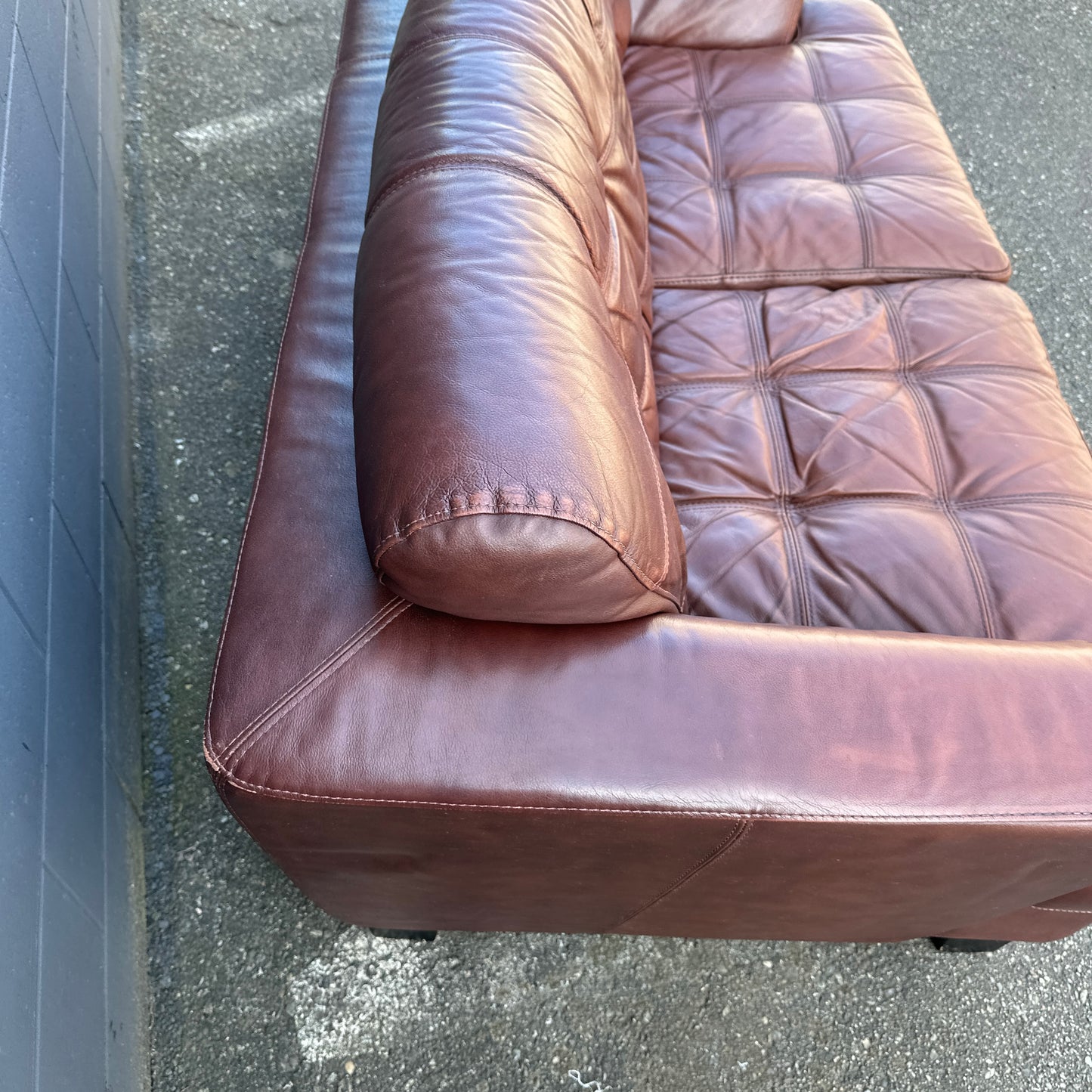 Distressed Leather Love Seat