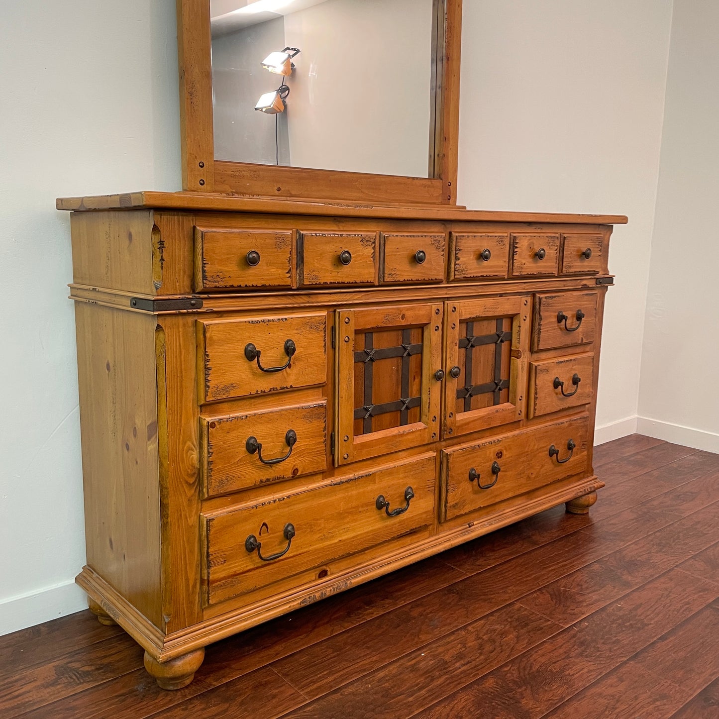 Rustic Solid Pine 8 Drawers Dresser w/ Mirror