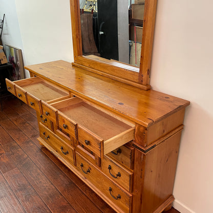 Rustic Solid Pine 8 Drawers Dresser w/ Mirror