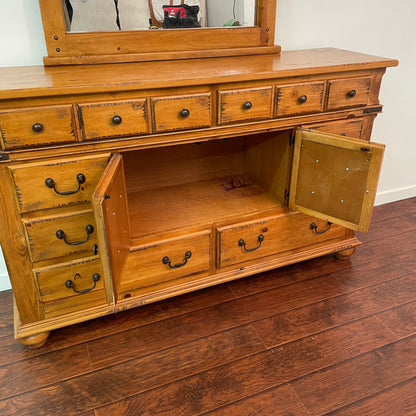 Rustic Solid Pine 8 Drawers Dresser w/ Mirror