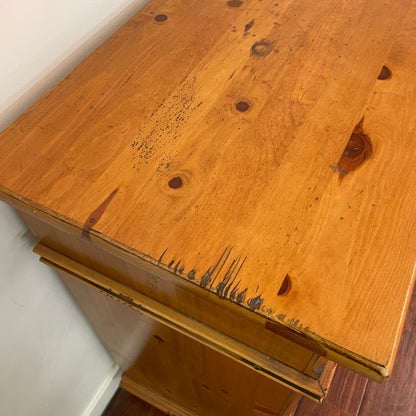 Rustic Solid Pine 8 Drawers Dresser