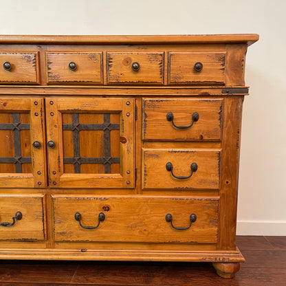 Rustic Solid Pine 8 Drawers Dresser