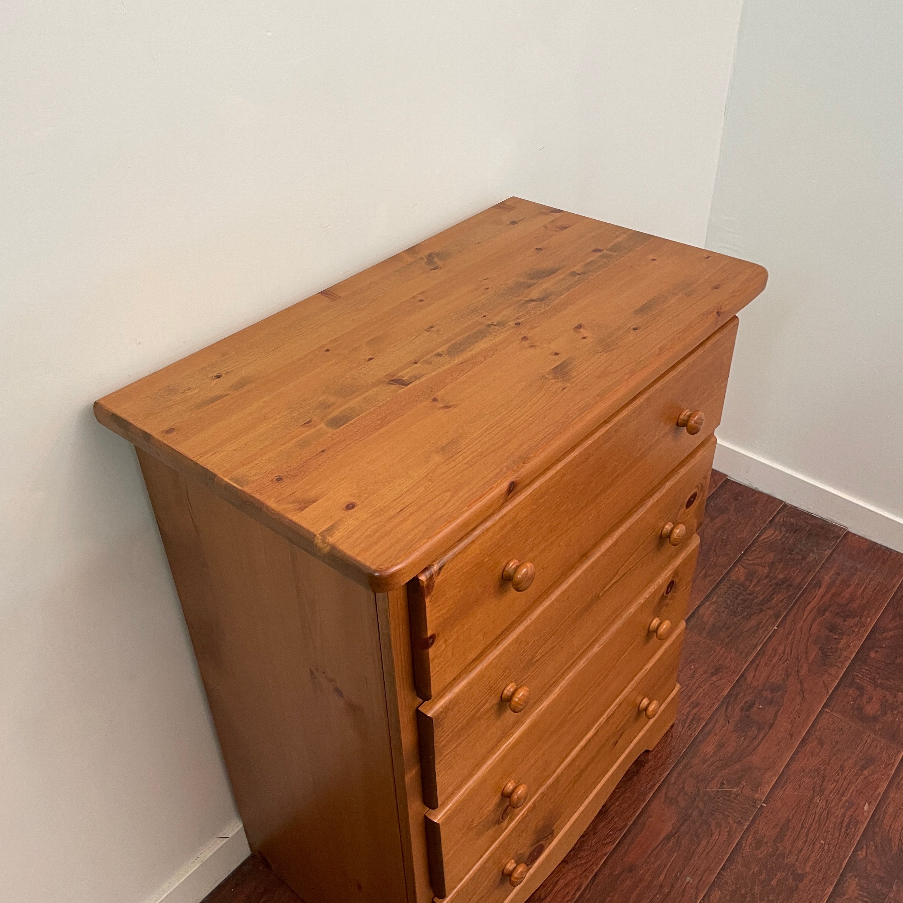 4 Drawers Solid Pine Highboy Dresser