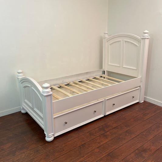 Legacy White Twin Size Bed