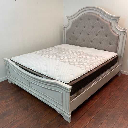 Bed Euro King Realyn with Mattress