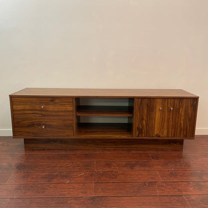 1970's Vintage TV Stand