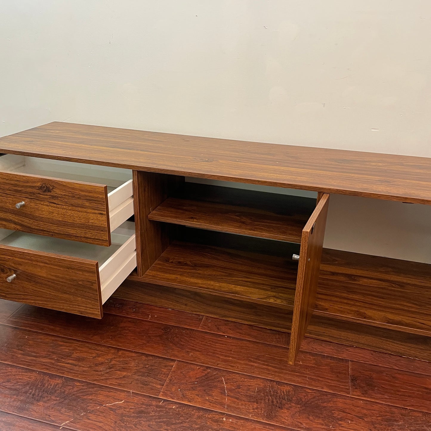 1970's Vintage TV Stand