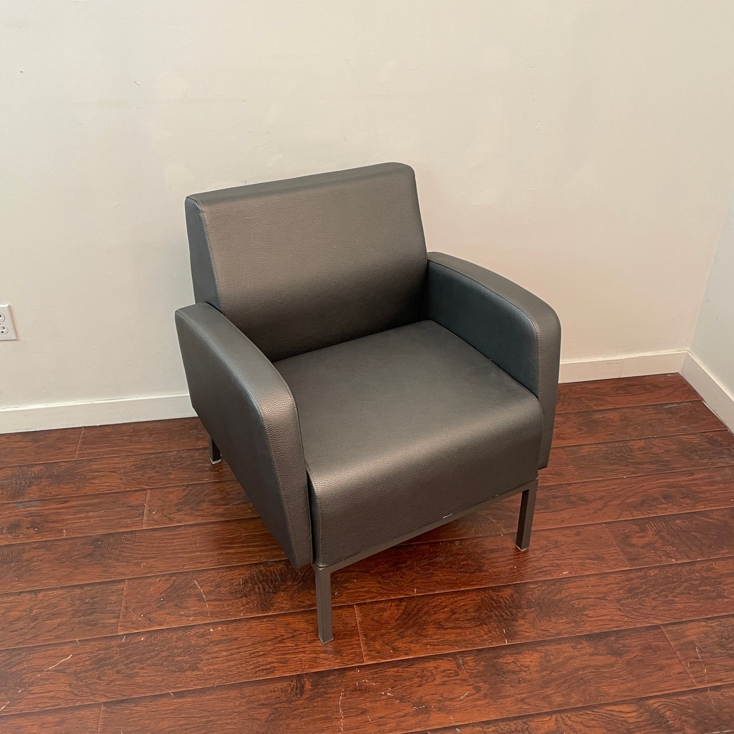 Spec 'Tailor' Grey Accent Chair