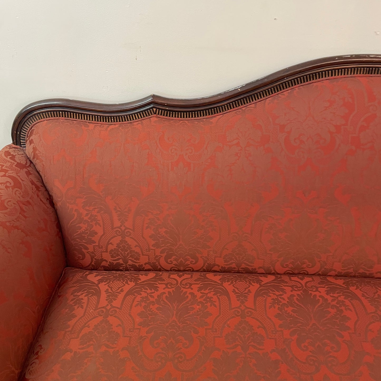 Replica Antique Grand Sofa