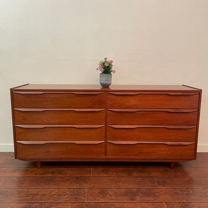 Mid Century Modern Teak 6 Drawers Dresser