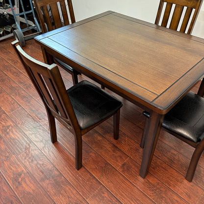 Harold Dining Set
